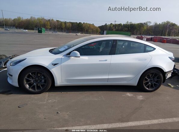 5YJ3E1EB4KF452987 2019 TESLA MODEL 3 Белый Панорамный вид салона 360°