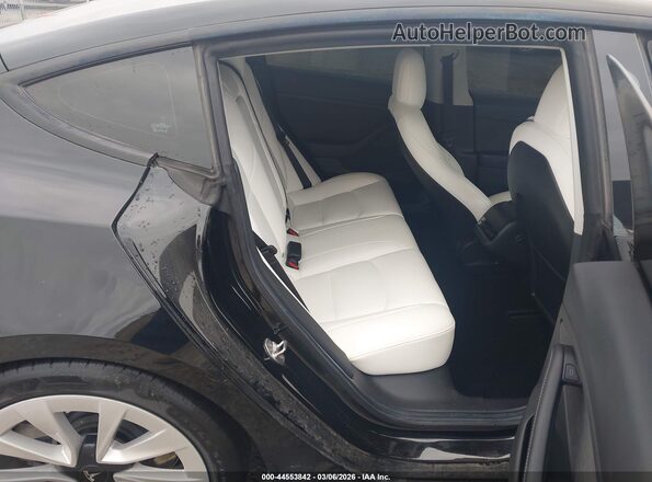 5YJ3E1EB4NF167291 2022 TESLA MODEL 3 Черный Вид задних сидений