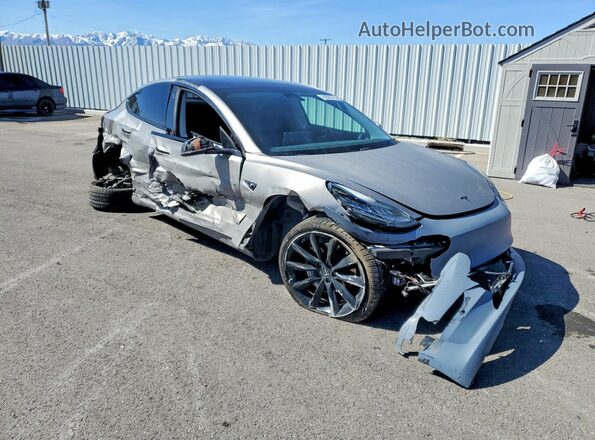5YJ3E1EB5JF070689 2018 TESLA MODEL Silver Delantero derecho