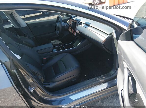 5YJ3E1EB5KF386546 2019 TESLA MODEL 3 Серый Вид салона спереди