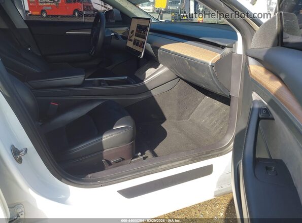 5YJ3E1EB5NF328294 2022 TESLA MODEL 3 White Widok wnętrza z przodu