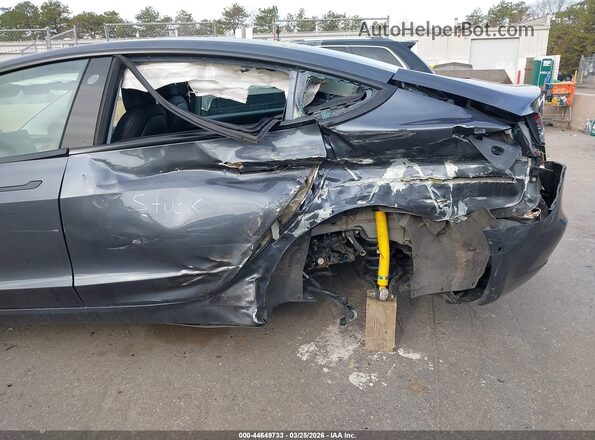 5YJ3E1EB7NF253629 2022 TESLA MODEL 3 Серый 