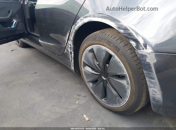 5YJ3E1EB7RF797232 2024 TESLA MODEL 3 Gray Դիմացի տեսք