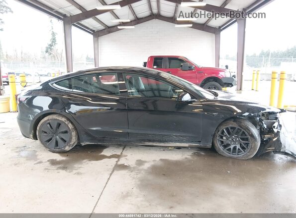 5YJ3E1EB7SF079346 2025 TESLA MODEL 3 Black Вид задньої частини салону