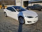 2016 Tesla Model S Белый vin: 5YJSA1E22GF153805