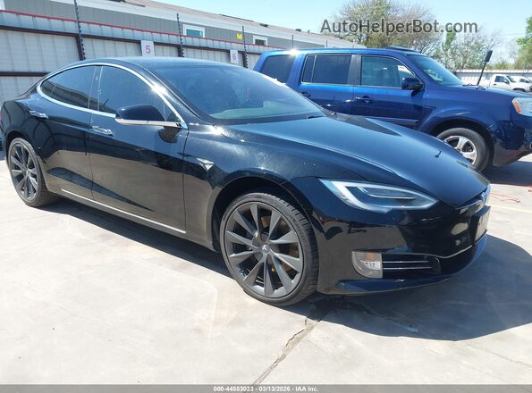 5YJSA1E22LF370555 2020 TESLA MODEL S Черный Передняя правая четверть