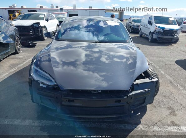 5YJSA1E41LF358897 2020 TESLA MODEL S Серый Вид задней части салона
