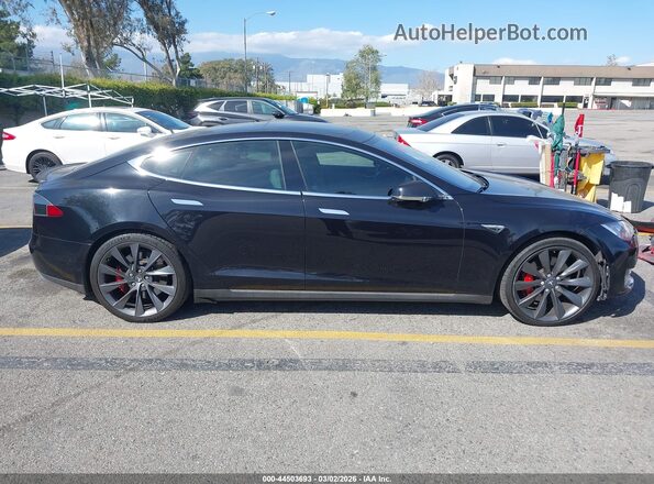 5YJSA1E46GF133235 2016 TESLA MODEL S Черный Вид задней части салона