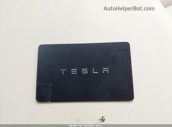 5YJSA1E56NF493675 2022 TESLA MODEL S Синий Вид панели приборов