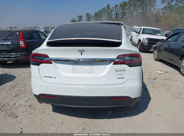 5YJXCBE22JF089715 2018 TESLA MODEL X White 