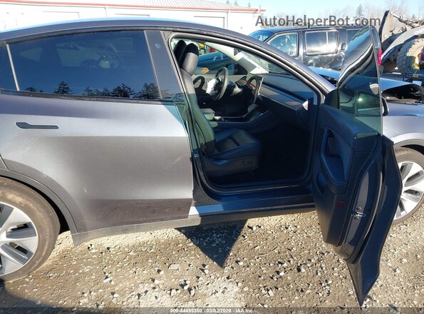 5YJYGDEE1MF069345 2021 TESLA MODEL Y Gray Vista interior delantera