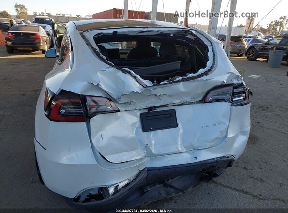 5YJYGDEE1MF233080 2021 TESLA MODEL Y Белый Вид спереди