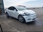 2021 Tesla Model Y Long Range Dual Motor All-wheel Drive White vin: 5YJYGDEE3MF109229
