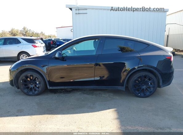 5YJYGDEE3MF259115 2021 TESLA MODEL Y Black Вид задньої частини салону