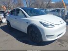 2021 Tesla Model Y Long Range Dual Motor All-wheel Drive White vin: 5YJYGDEE4MF151859
