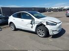 2021 Tesla Model Y Long Range Dual Motor All-wheel Drive White vin: 5YJYGDEE5MF281228