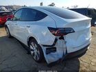 2020 Tesla Model Y Long Range Dual Motor All-wheel Drive White vin: 5YJYGDEE7LF013781