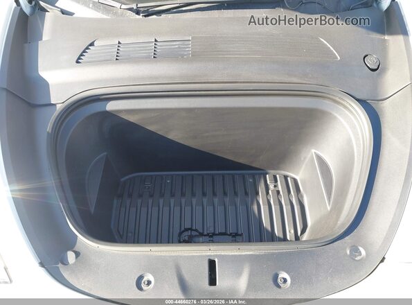 5YJYGDEE7LF013781 2020 TESLA MODEL Y White Вид ззаду