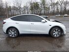 2021 Tesla Model Y Long Range Dual Motor All-wheel Drive White vin: 5YJYGDEE7MF117897