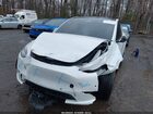 2021 Tesla Model Y Long Range Dual Motor All-wheel Drive White vin: 5YJYGDEE7MF117897