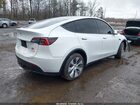 2021 Tesla Model Y Long Range Dual Motor All-wheel Drive White vin: 5YJYGDEE7MF117897