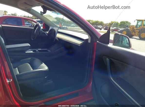5YJYGDEE8MF253665 2021 TESLA MODEL Y Red Вид салону спереду