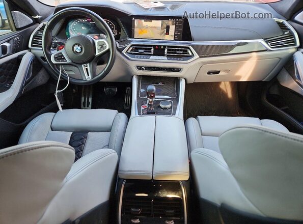 5YMCY0C06P9R25266 2023 BMW X6 Черный Вид панели приборов