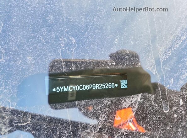 5YMCY0C06P9R25266 2023 BMW X6 Черный Панорамный вид салона 360°