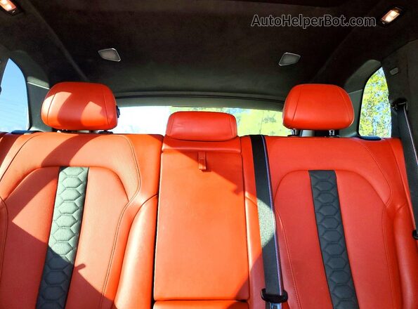 5YMJU0C08P9P69718 2023 BMW X5 Red Вид задніх сидінь