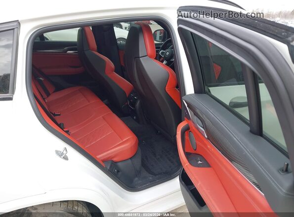 5YMUJ0C01LLU67299 2020 BMW X4 White Vista de la etiqueta del VIN