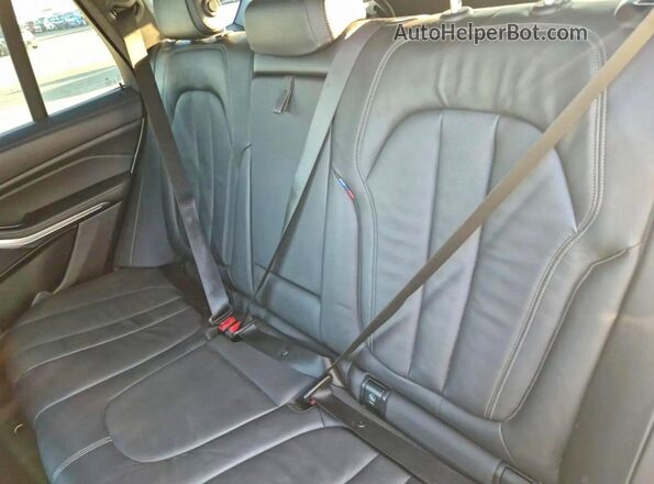 5UXCR4C08L9B00161 2020 BMW X5 White Widok wnętrza z przodu