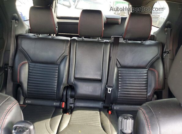 SALRRBBV5HA025671 2017 LAND ROVER DISCOVERY Red Вид задньої частини салону