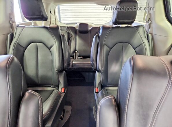2C4RC1S77RR156781 2024 CHRYSLER PACIFICA Черный Вид задних сидений