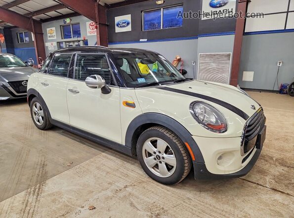 WMWXU1C55G2D10062 2016 MINI COOPER Белый Вид спереди