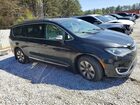 2018 Chrysler Pacifica Hybrid Limited Черный vin: 2C4RC1N76JR144881