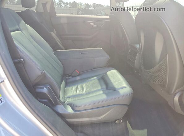 WA1LXAF79LD002744 2020 AUDI Q7 Серебряный Вид подкапотного пространства