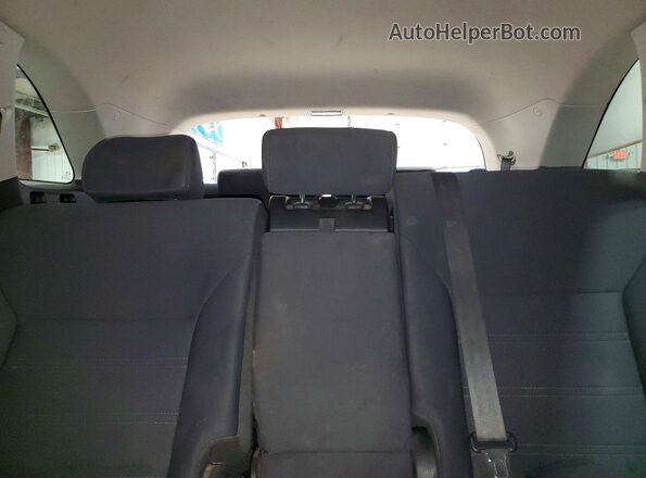 5XYPG4A56KG446582 2019 KIA SORENTO Серебряный Вид задней части салона