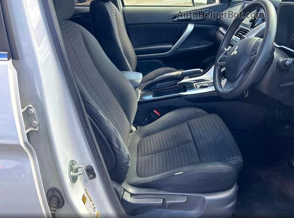 JA4AS3AA9JZ039927 2018 MITSUBISHI ECLIPSE Белый Вид сзади