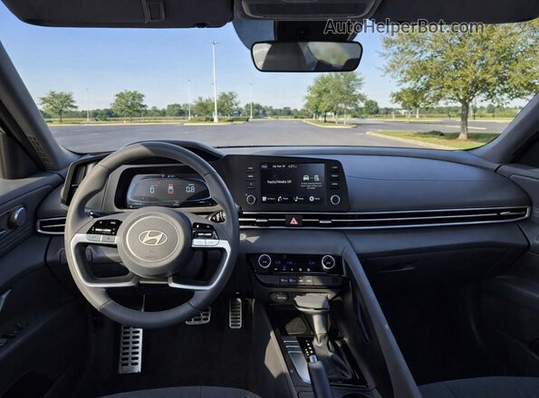 KMHLM4DG5TU122748 2026 HYUNDAI ELANTRA Черный Вид задних сидений