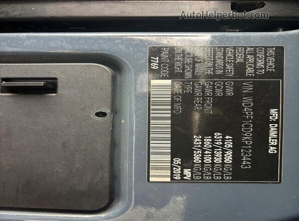 WD4PF1CD9KP123443 2019 MERCEDES-BENZ SPRINTER Blue Widok wnętrza z tyłu