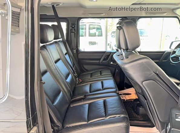 WDCYC3KH3JX288713 2018 MERCEDES-BENZ G-CLASS Black Вид салону спереду