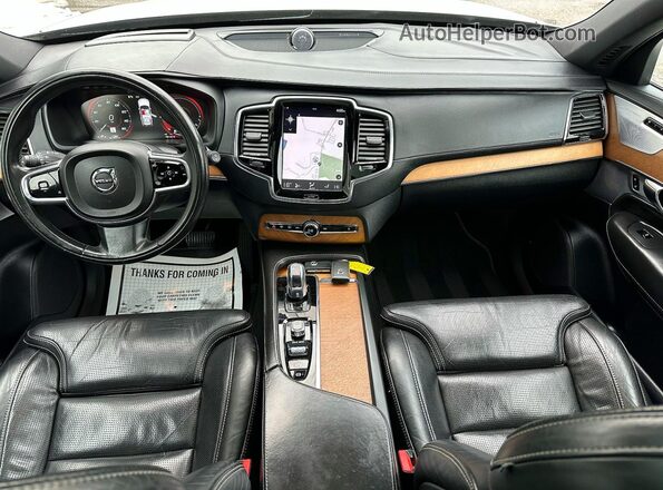 YV4BC0PL2G1042106 2016 VOLVO XC90 Белый Вид панели приборов