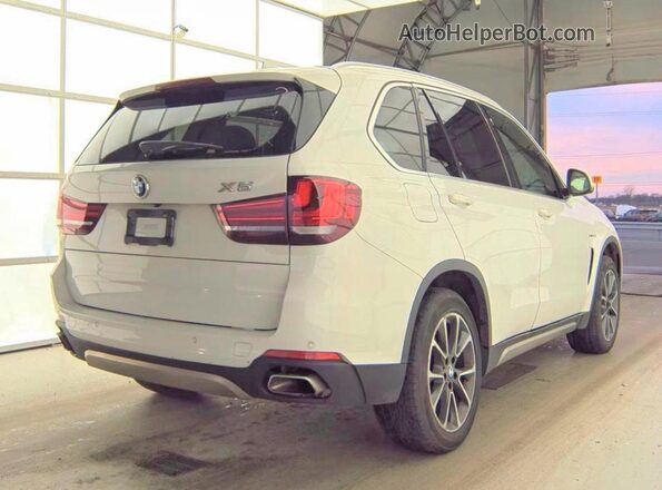 5UXKR0C52J0Y02782 2018 BMW X5 Белый Вид спереди