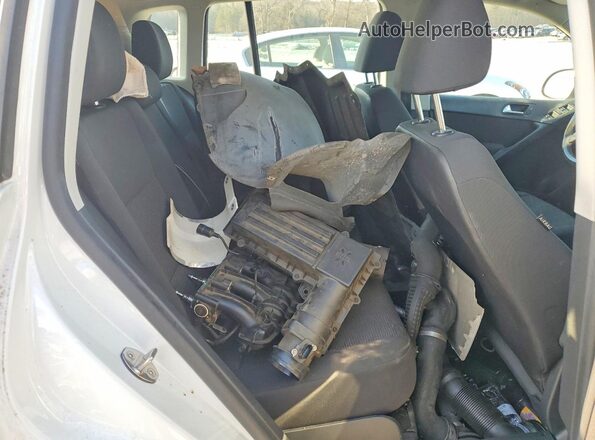WVGAV7AX3HK054124 2017 VOLKSWAGEN TIGUAN Белый Вид подкапотного пространства
