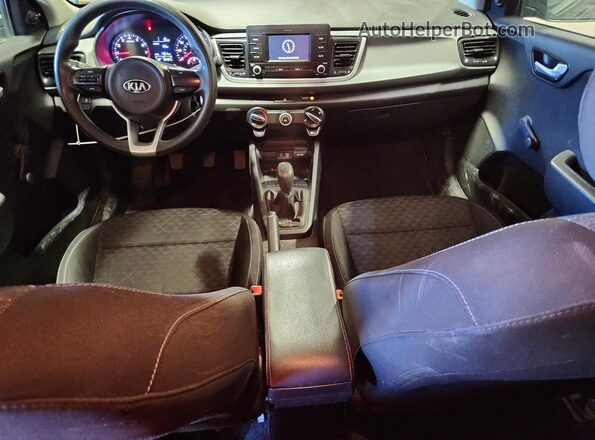 3KPA25AB0JE052832 2018 KIA RIO Черный Вид щитка приборов