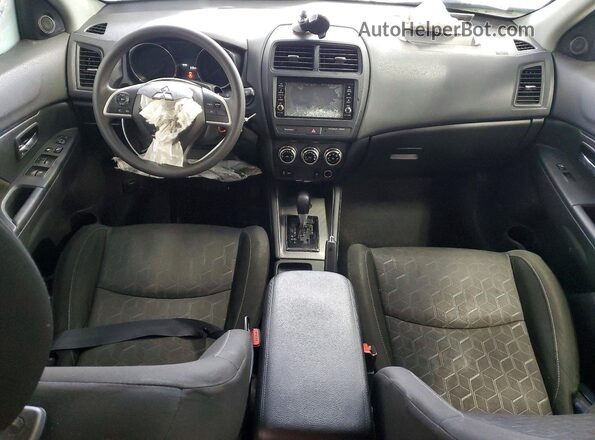JA4APUAU1MU004009 2021 MITSUBISHI OUTLANDER Серый Вид щитка приборов