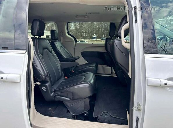2C4RC1BGXRR116274 2024 CHRYSLER PACIFICA Белый Вид панели приборов
