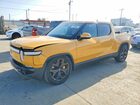 2023 Rivian R1t Adventure Желтый vin: 7FCTGAAA2PN019677