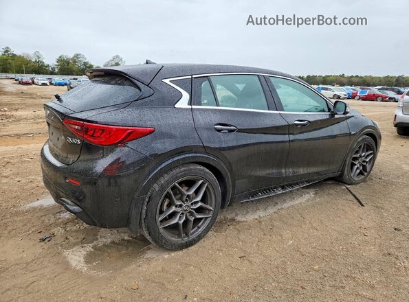 SJKCH5CP0HA022806 2017 INFINITI QX30 Black Przód prawy