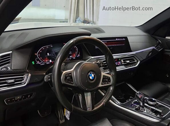 5UXCR4C08L9B00161 2020 BMW X5 White Widok tylnych siedzeń